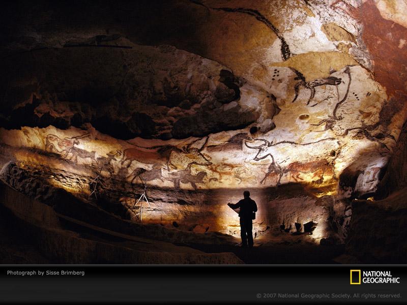 jama lascaux, francija (medium).jpg